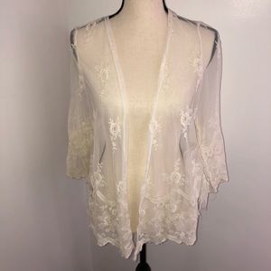 You are not alone floral lace cardigan kimono Sz S